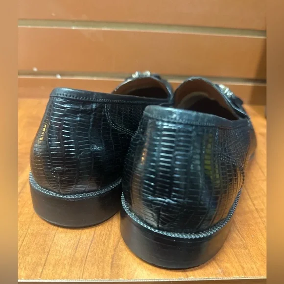 Stacy Adams Black Leather Loafers with Crocodile Embossed Design
